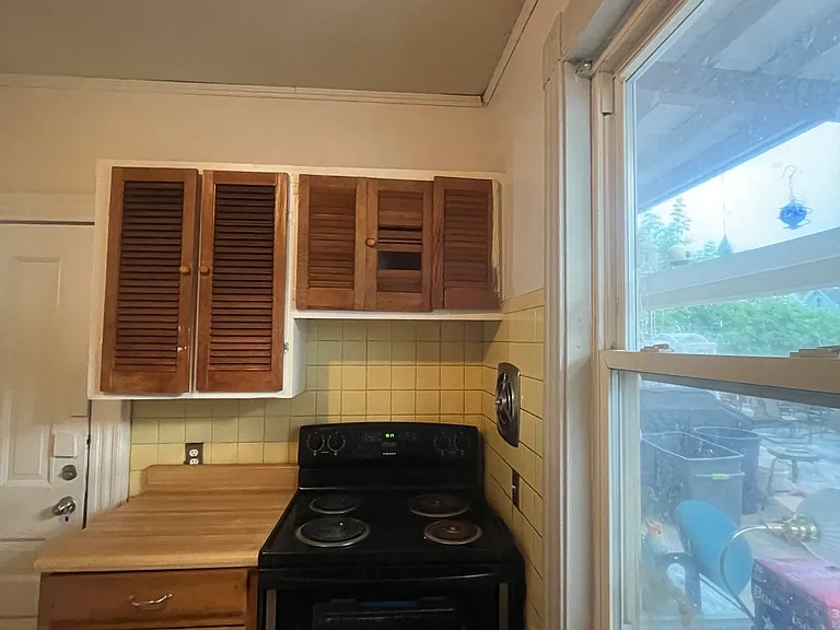 9 Sayles St #B — Photo 6