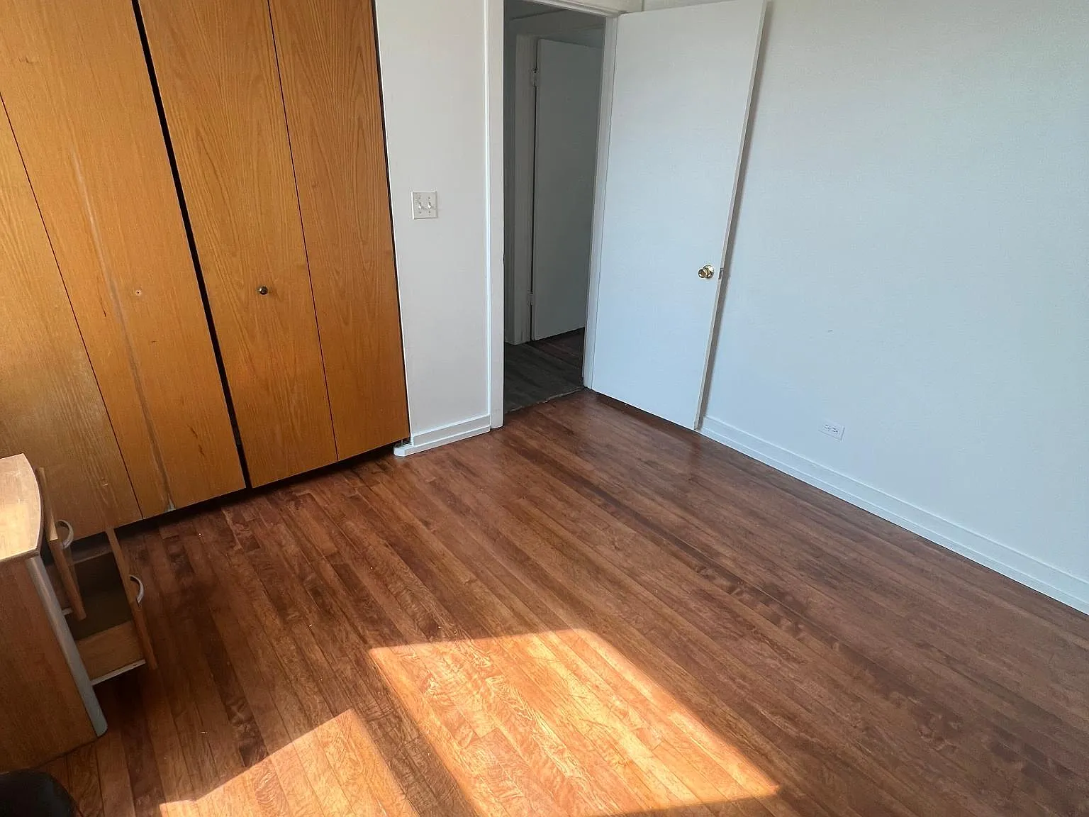 3213 W Beach Ave — Photo 4