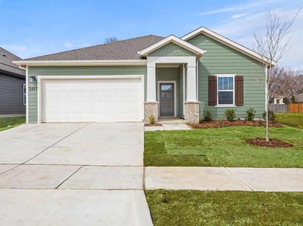 3117 Royal Throne Ct, Denton, TX 76208
