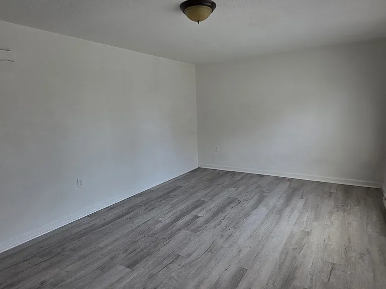 8136 Pecan Ter — Photo 4
