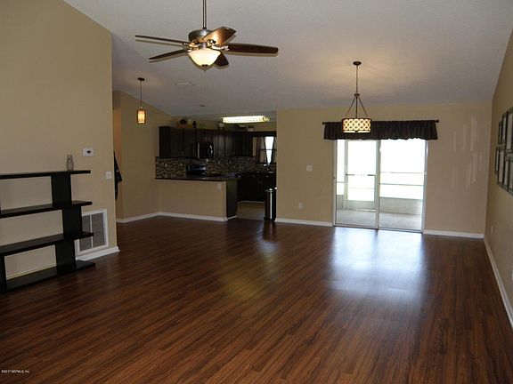 3rd image of 5020 Shore Dr