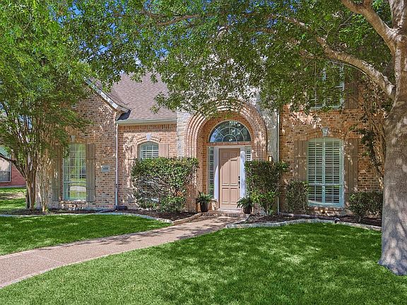 2nd image of 8514 Brown Stone Ln