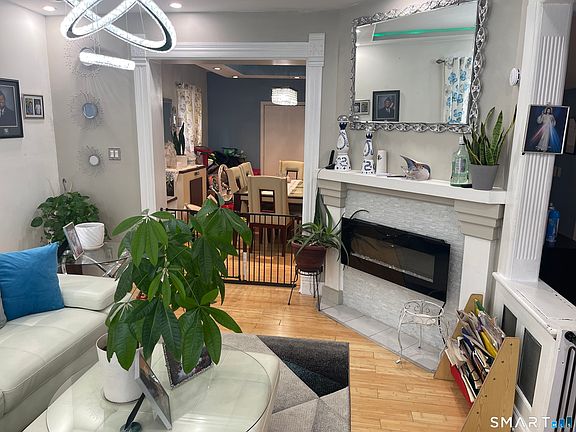 5th image of 232 Hillside Avenue