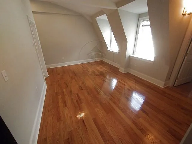 105 Morse St #1 — Photo 2