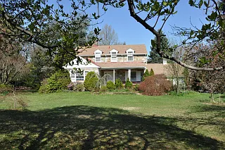 999 W Butler Pike photo 1