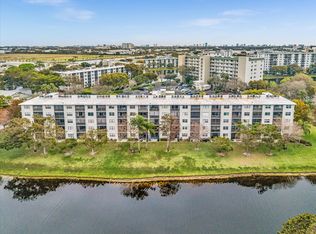 2236 N Cypress Bend Dr APT 107, Pompano Beach, FL 33069