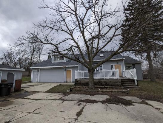 3927 South 41st STREET, Milwaukee, WI 53221