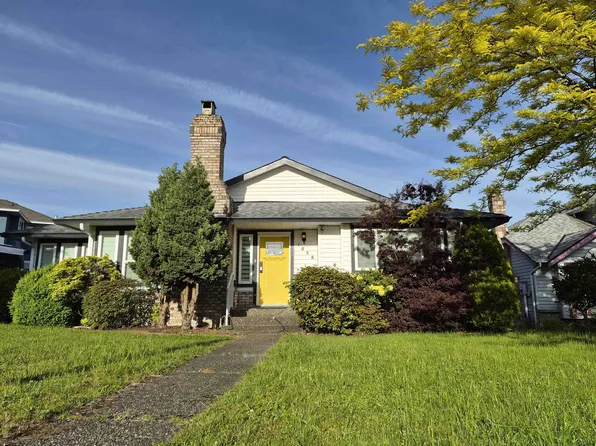 1858 Walnut Cres, Coquitlam, BC V3J 7S9