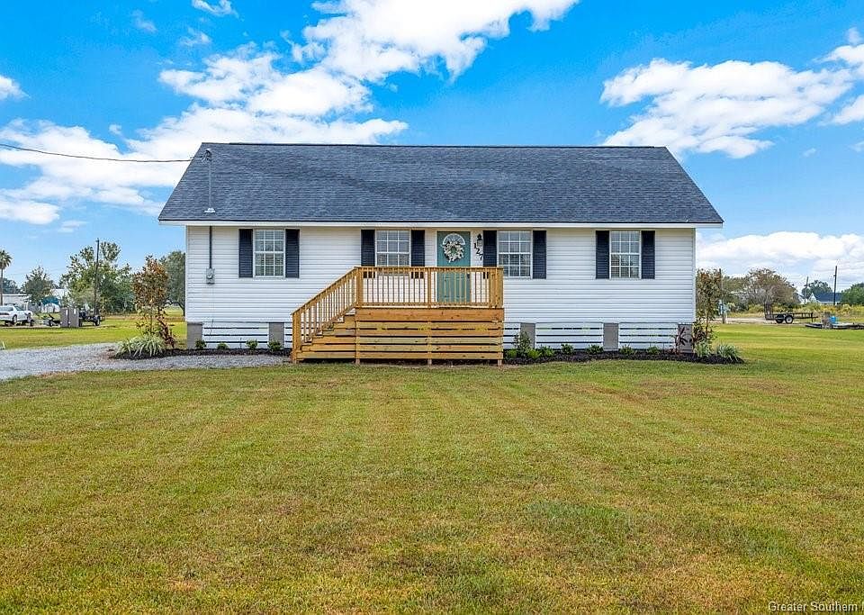 1st image of 127 Kathy Rd