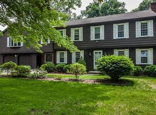 192 Franklin Rd, Longmeadow, MA 01106
