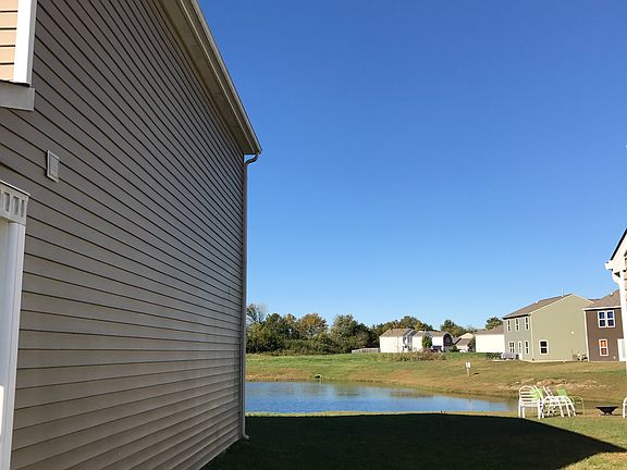 3rd image of 949 Belvedere Dr