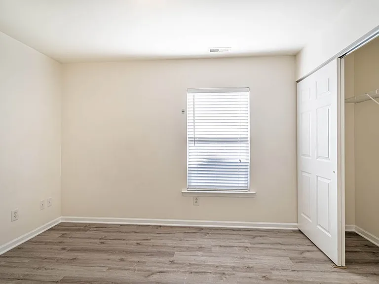 718 Delta Downs Dr — Photo 26