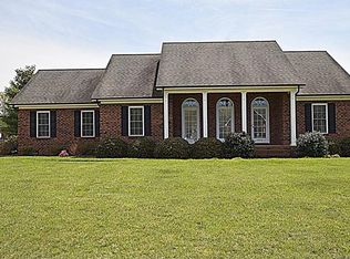 2942 Woodfield Ln, Lincolnton, NC 28092