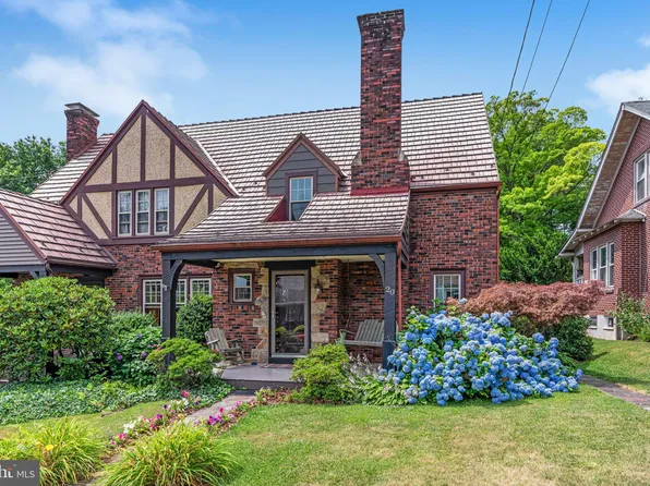 20 W 2nd St, Boyertown, PA 19512