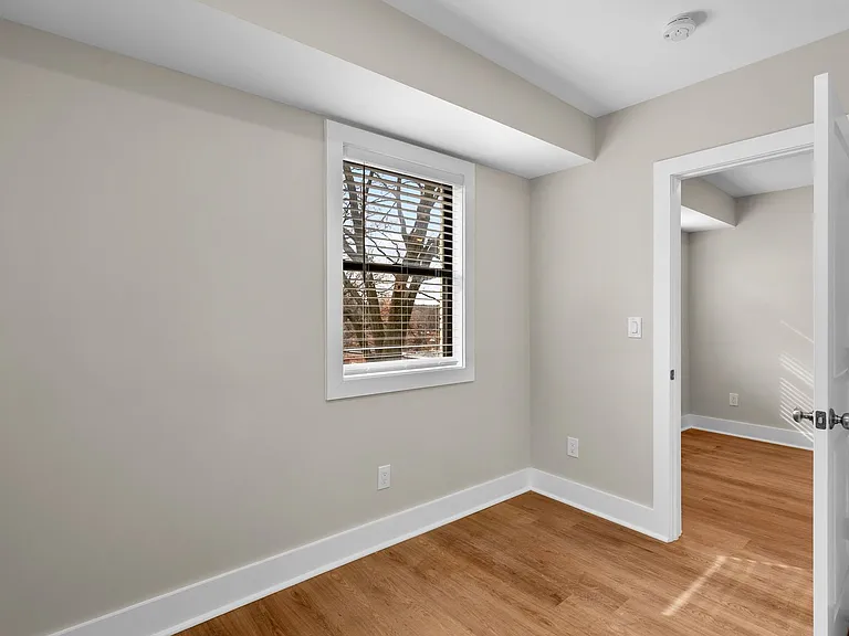 5811 Field Pl NE — Photo 11