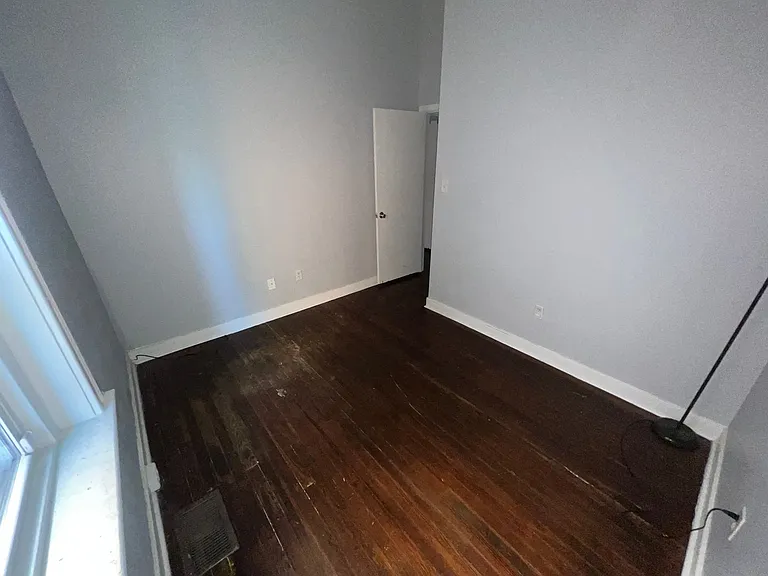 2623 Floyd Avenue — Photo 28