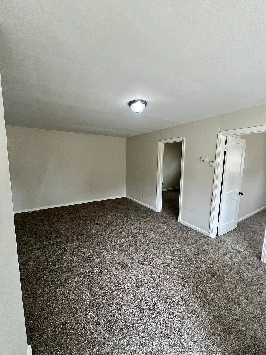 Building Photo - 3341 W 105th St #1