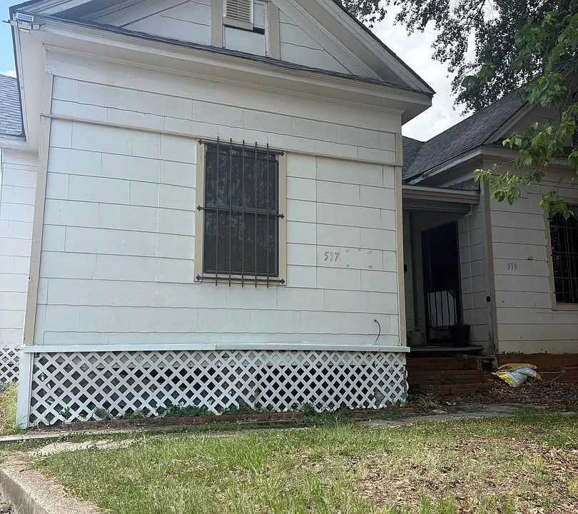 517 Stoner Ave