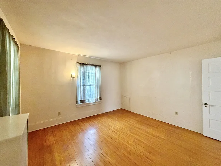 715 Bushnell St #2 — Photo 8