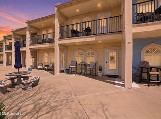 548 W Beach Blvd APT 110, Long Beach, MS 39560