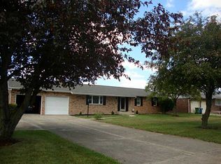 606 Arrowhead Dr, Sidney, OH 45365