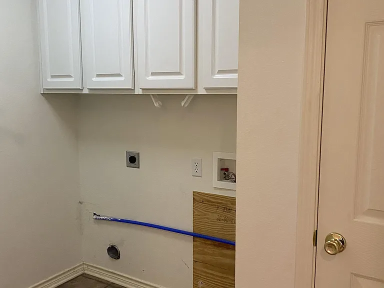 640 Canada St #8 — Photo 23