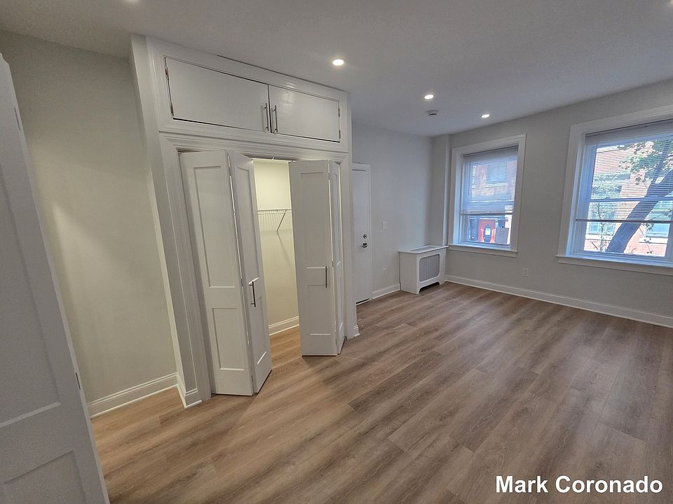 2nd image of 104 Myrtle St #1