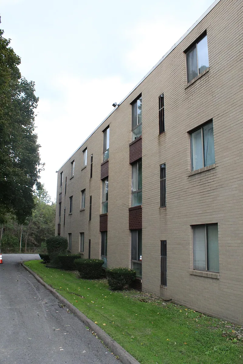 Building Photo - Darlington Manor