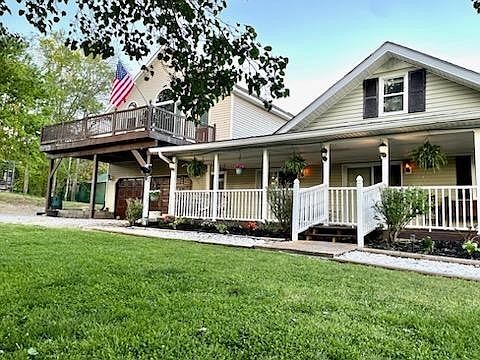 3rd image of 20 Fowler Ln S