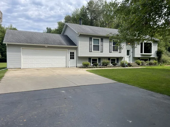 N2782 Roosevelt Rd, Marinette, WI 54143