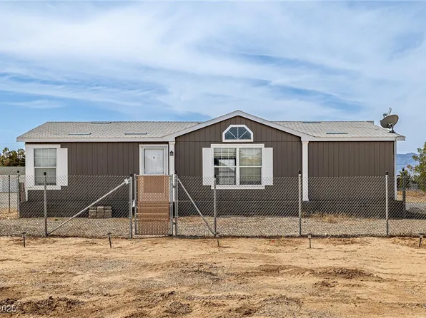 1391 E Gamebird Rd, Pahrump, NV 89048