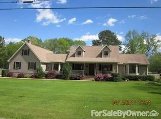 1604 Shelby Cir, Hixson, TN 37343