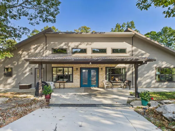 435 County Road 1422, Mountain Home, AR 72653