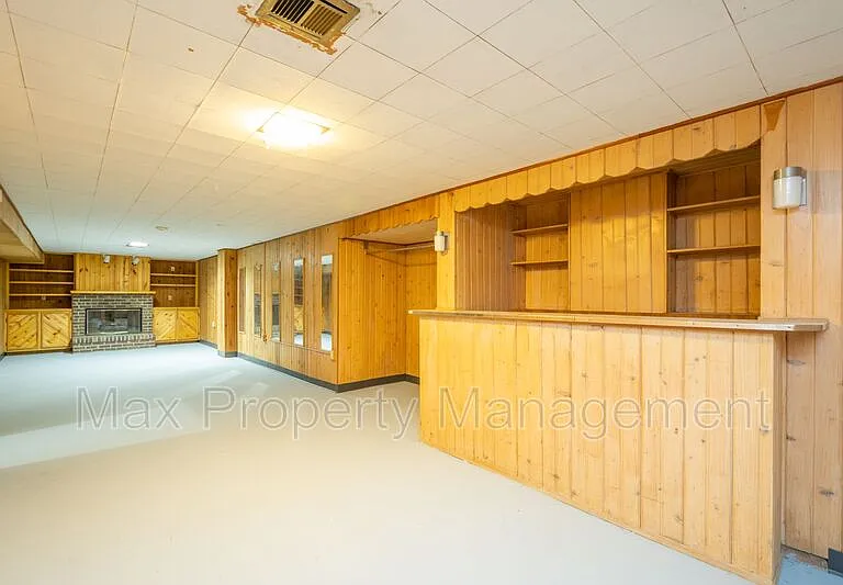 3934 Oakshire Rd — Photo 15