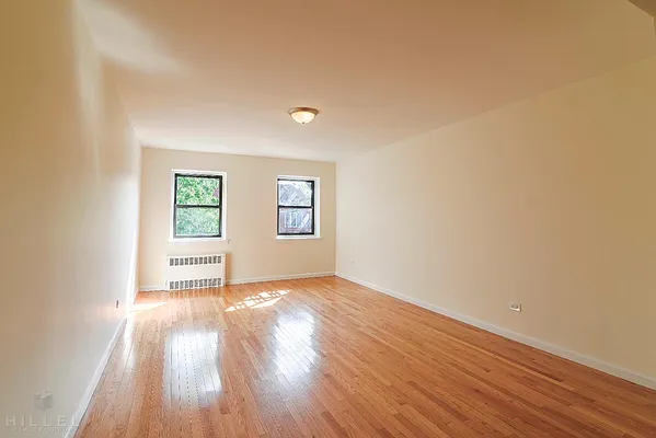 Rented by Hillel Realty Group | media 17