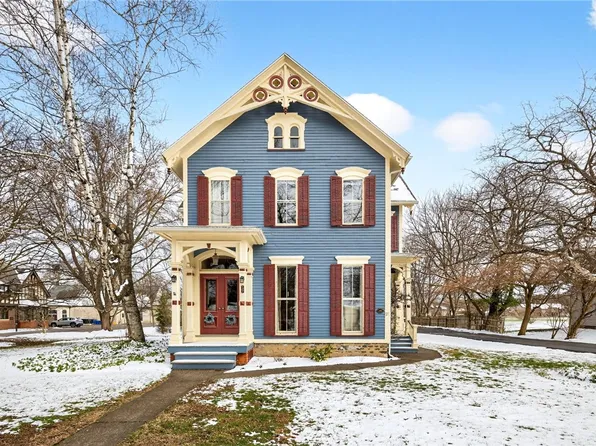 127 Maple Ave, Victor, NY 14564