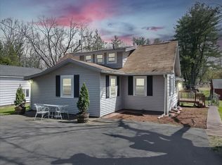 813 Stokes Mill Rd, Stroudsburg, PA 18360