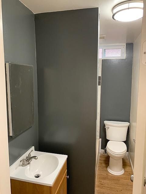 1st image of 435 E Saint John St #1