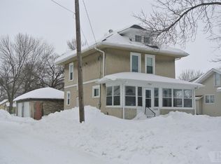1520 N Adams Ave, Mason City, IA 50401