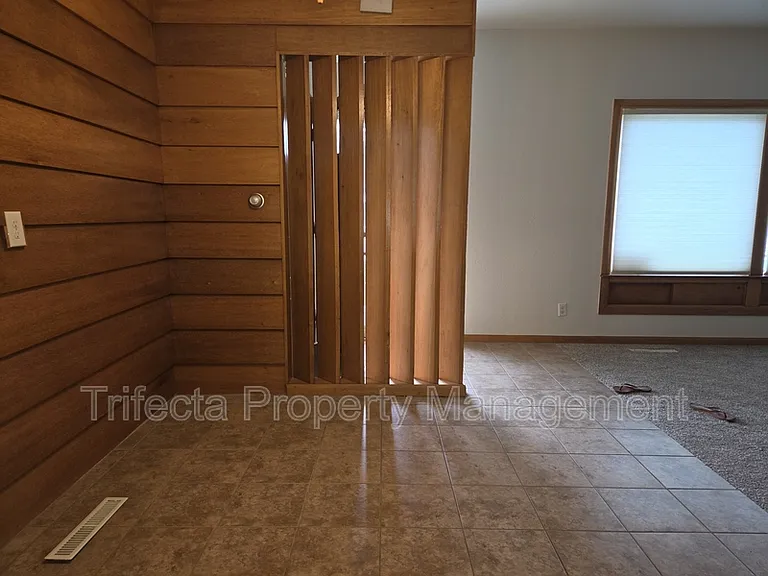 630 N Taft Hill Rd — Photo 5