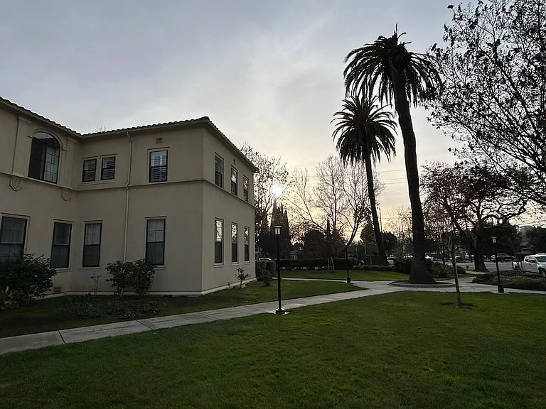 516 Martha St #207 — Photo 19