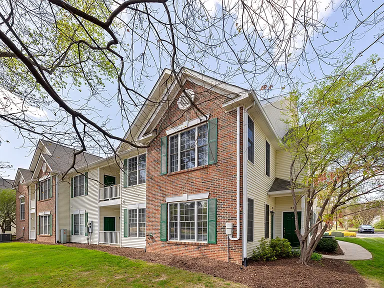 1713 Kudrow Ln #1 — Photo 7