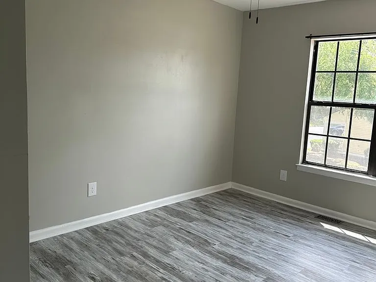 912 Pineland Ave #5 — Photo 21