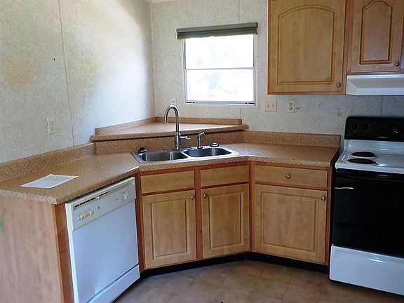 2nd image of 7398 SW Normac Dr