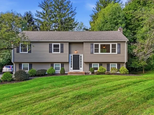 22 Hillside Rd, Mansfield Twp., NJ 07840