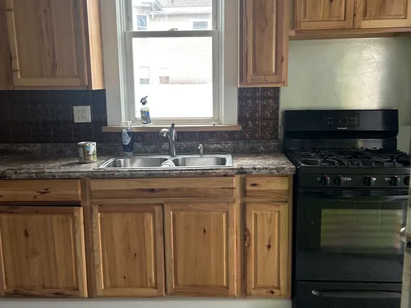 29 W Dorrance St #29, Kingston, PA 18704