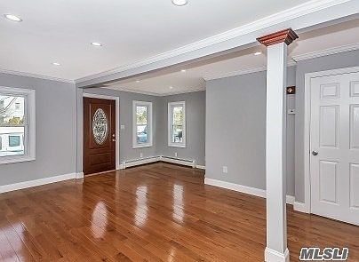 4th image of 987 Auburn St
