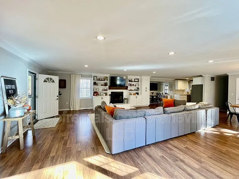 18 Bran Rick Ln — Photo 4
