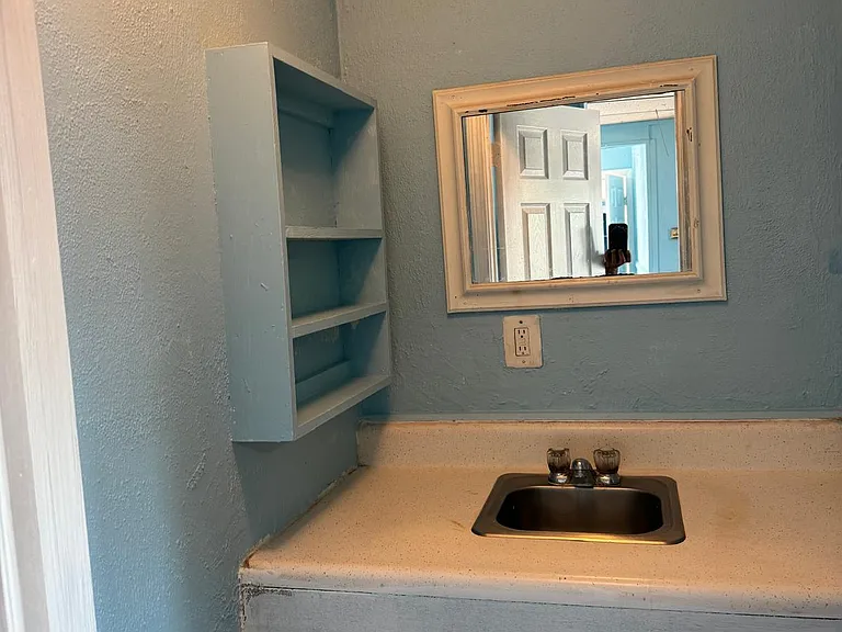 28 Seavey St #4 — Photo 15
