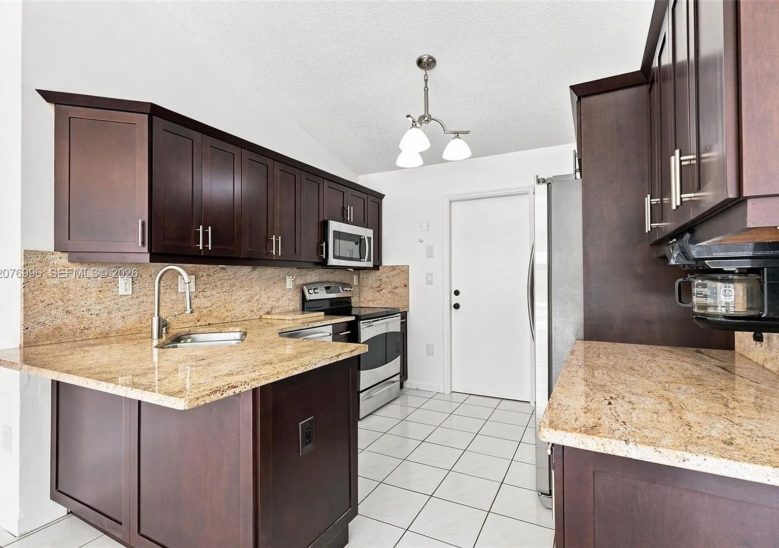 19181 NW 89th Avenue 1, Hialeah, FL 33018 - 6251 — Photo 1